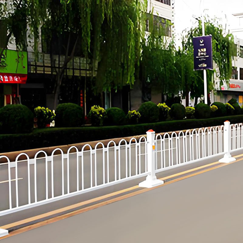 Beijing style via guardrail