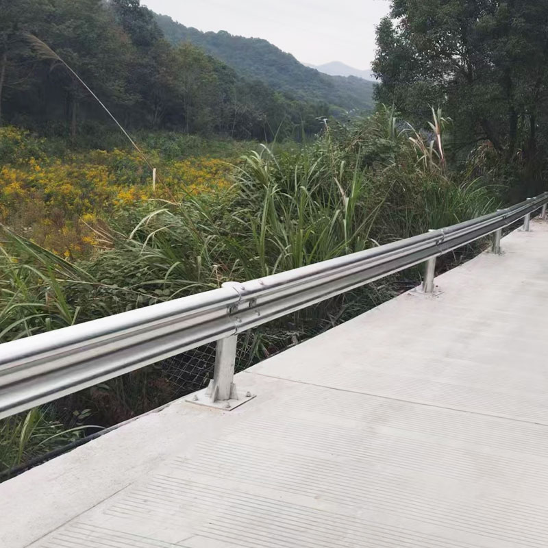 Galvanized limae guardrail