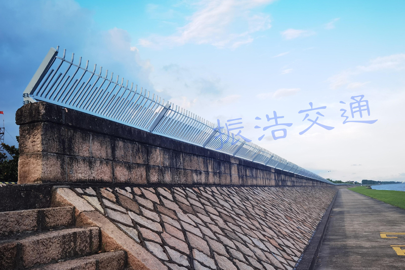 Ferro guardrail
